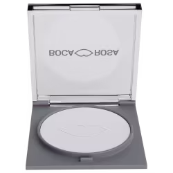 A imagem mostra o pó translucido da marca Boca Rosa, na cor Cocada.