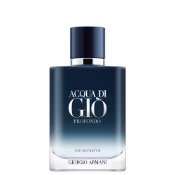 O produto apresentado é um frasco de perfume da linha Acqua di Gio Profondo da Giorgio Armani. O frasco é predominantemente azul escuro, com um gradiente que se torna mais claro em direção à base.