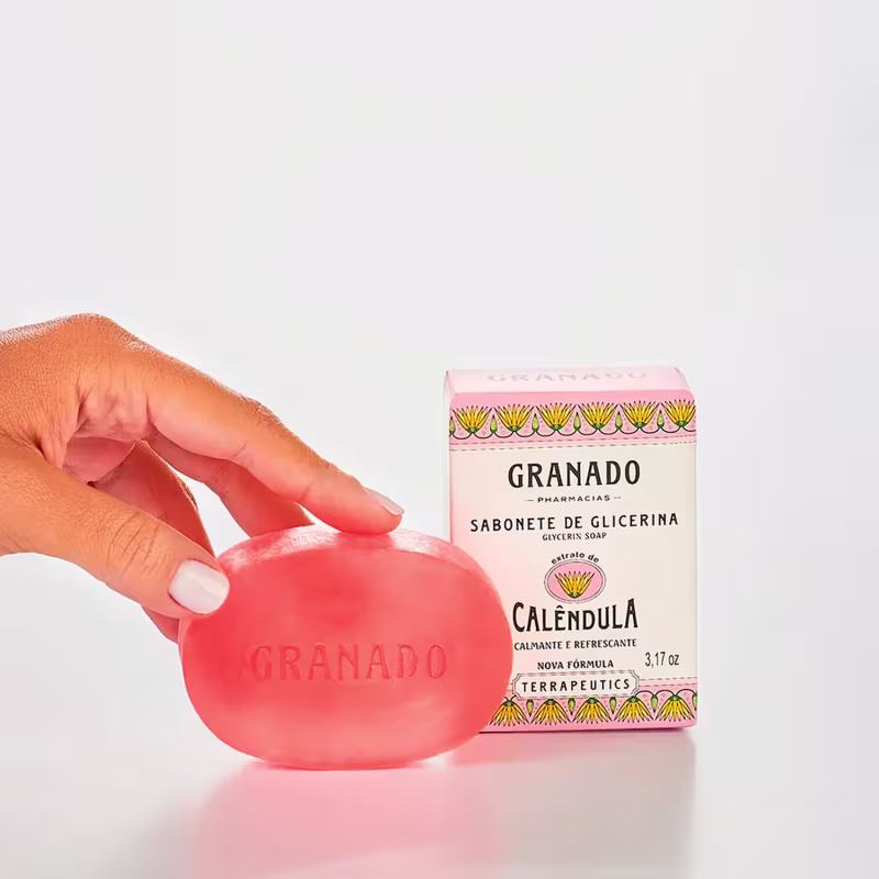 Dois Sabonetes em Barra de Glicerina Calêndula Granado