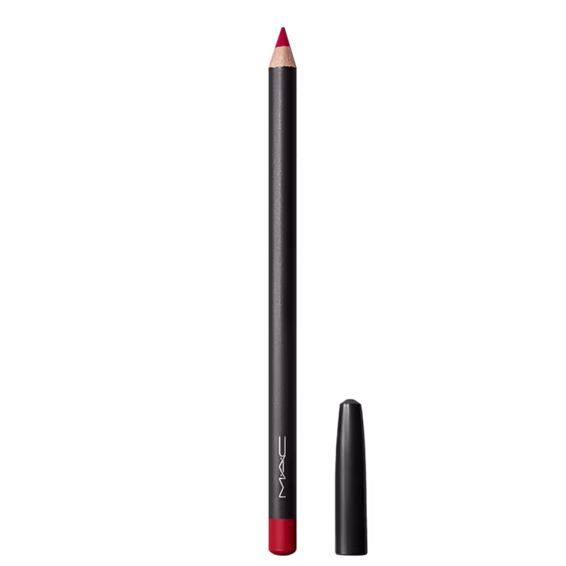 A imagem mostra um lápis de boca de cor vermelha, com parte de fora preta e logo da marca escrito em branco. ao lado, sua tampa também preta.