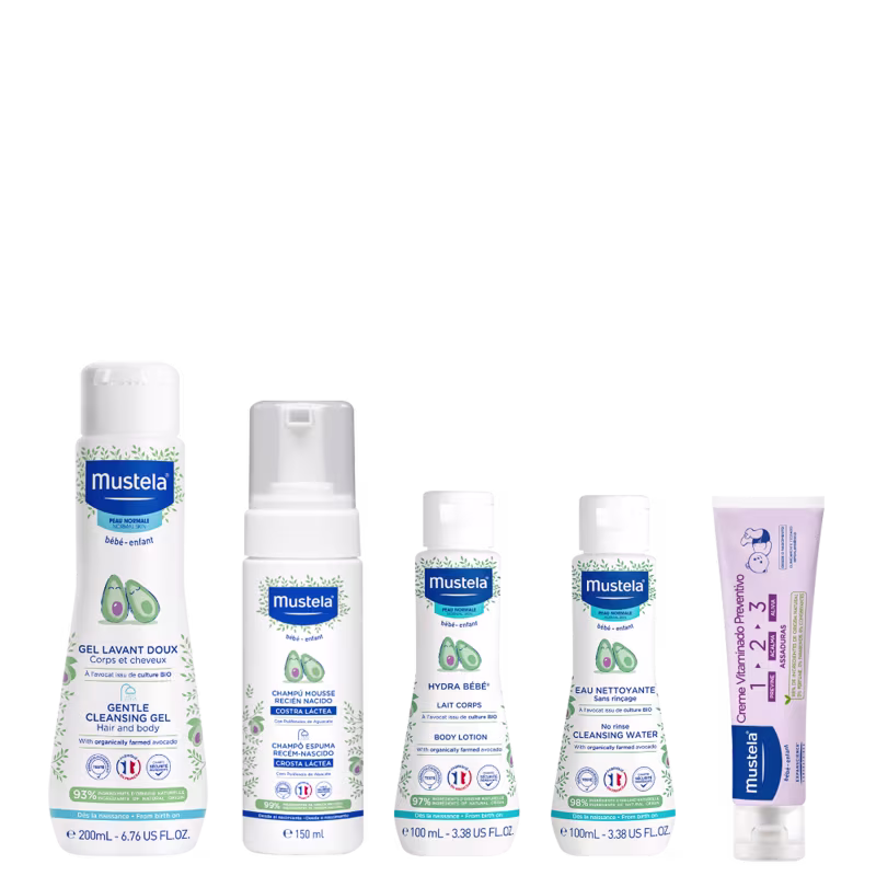 4 embalagens de produtos Mustela dispostos lado a lado.