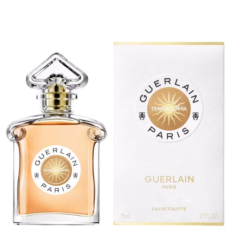 A imagem mostra o frasco do perfume ao lado da embalalgem.