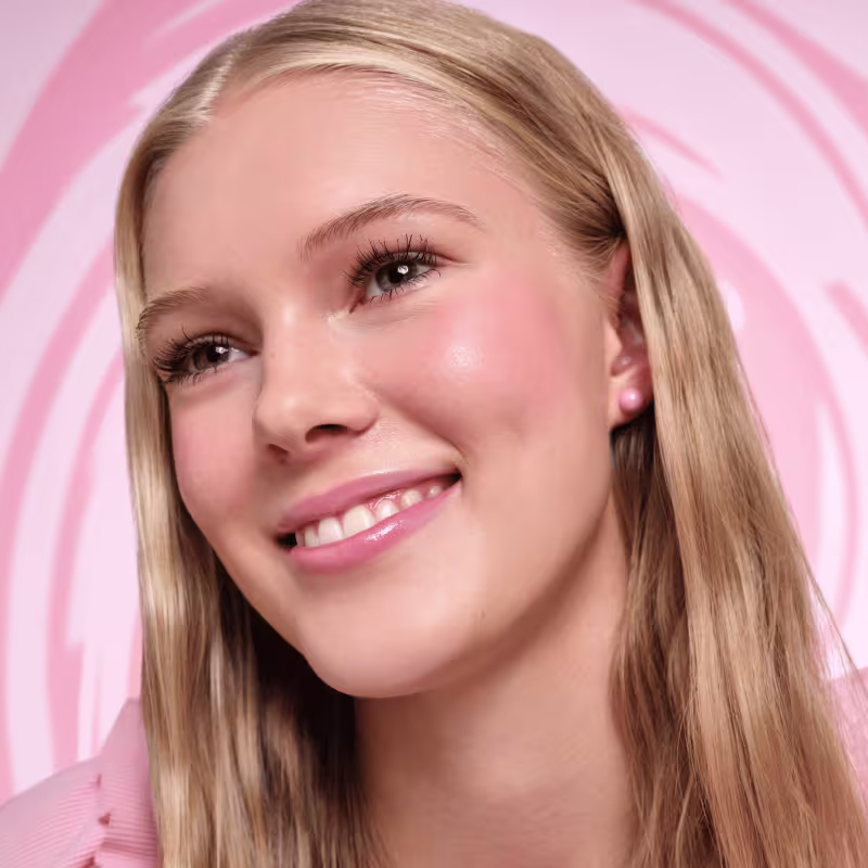 Essence Alice no País das Maravilhas Cor 02 - Blush Mousse Matte 3,7g
