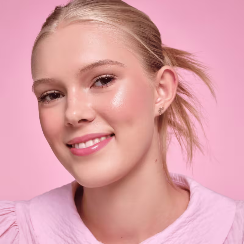 Essence Alice no País das Maravilhas Cor 01 - Iluminador Líquido 4ml