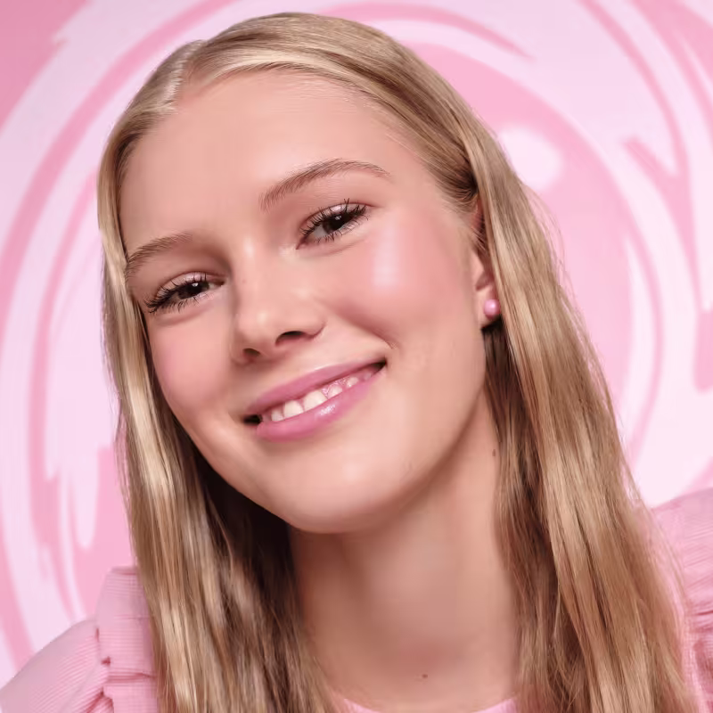 Essence Alice no País das Maravilhas Cor 02 - Iluminador Líquido 4ml
