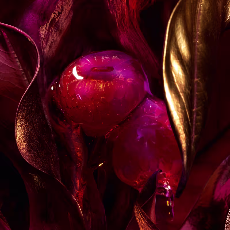 Ambiente escuro e misterioso, com tons vibrantes de vermelho e dourado, sugerindo um produto de beleza luxuoso e sofisticado. A iluminação dramática e a composição intrigante criam uma atmosfera envolvente e sensorial.