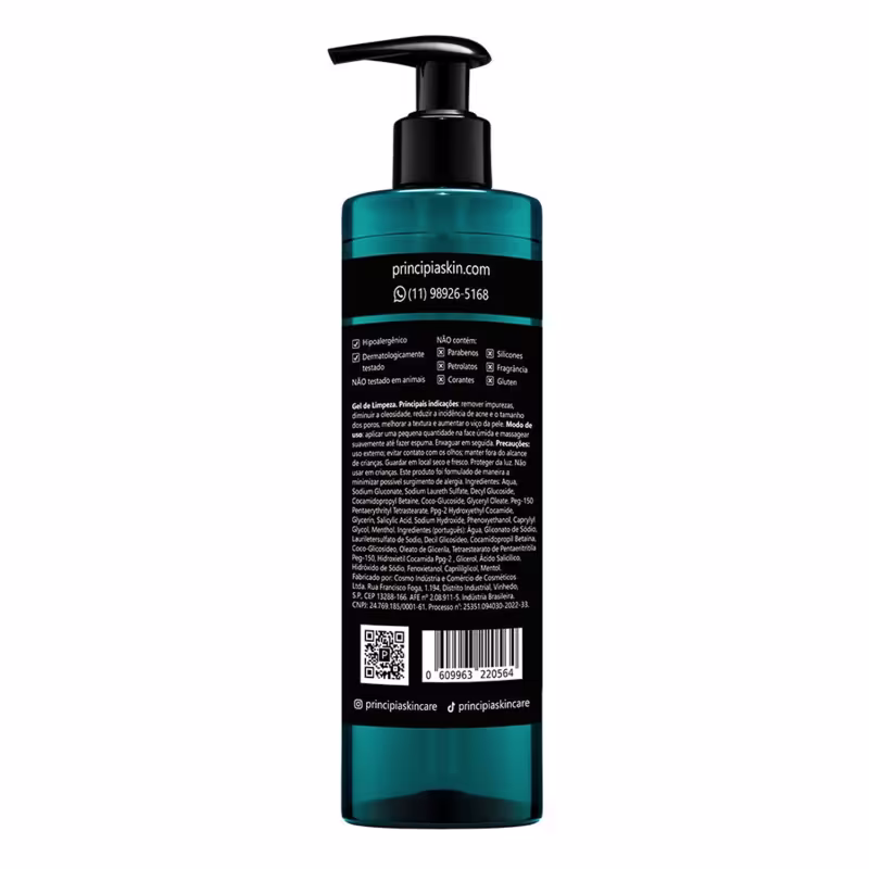 Gel de limpeza Principia em embalagem preta e azul com informações sobre sua composição, incluindo 13% de mix de tensoativos, 2% de ácido salicílico e 5% de glicerina, para tratar oleosidade, acne e poros dilatados.