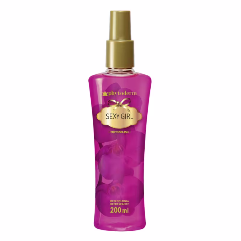 Frasco plástico transparente de 200ml, com líquido rosa vibrante. Embalagem cilíndrica com tampa dourada. Rótulo rosa com o nome do produto "Sexy Girl" da marca Phytoderm em letras grandes amarelas. Phyto Splash - Deo Colônia Refrescante".
