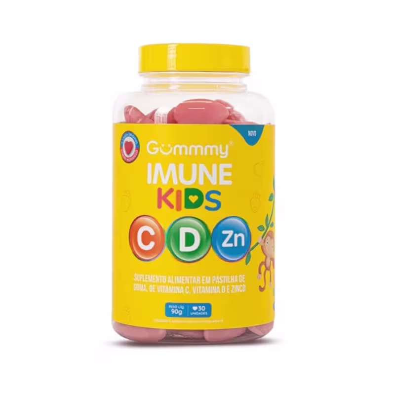 Este é um suplemento alimentar em forma de gomas para crianças. O rótulo amarelo na frente destaca o nome "Gummy Imune Kids" e os ingredientes vitamina C, vitamina D e zinco. Contém gomas vermelhas visíveis através do plástico transparente.