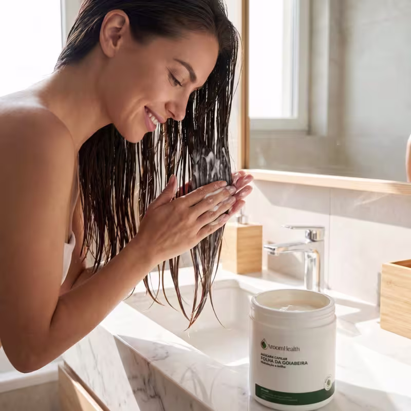 Kit de Shampoo, Condicionador e Máscara Capilar Folha da Goiabeira Fórmula Exclusiva