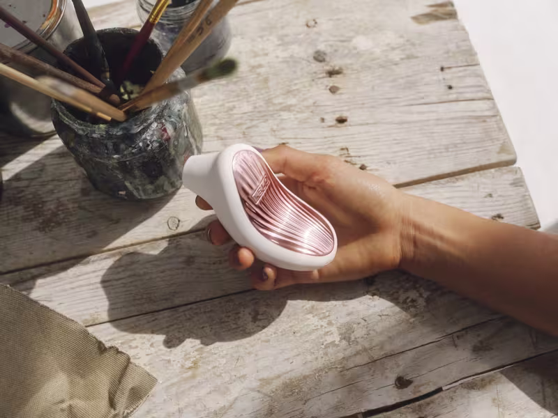 LELO SONA 3 Sugador de Clitóris Estimulador Sônico com App Recarregável - Crean