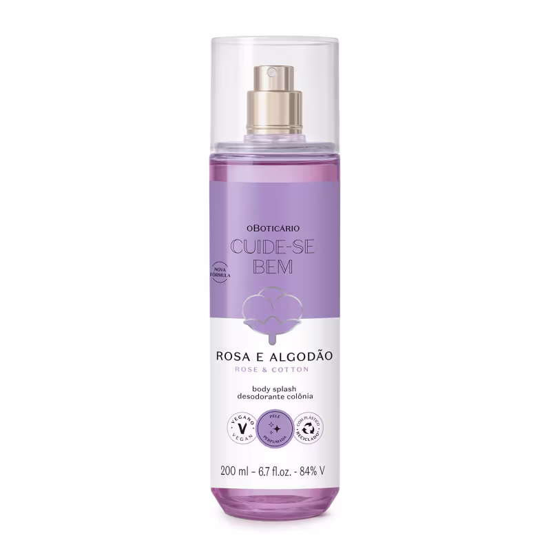 Frasco de corpo splash desodorante colônia da linha Rosa e Algodão da marca Boticário, com embalagem de plástico transparente e rótulo lilás com texto em branco.