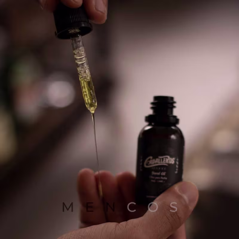 Óleo para Barba Caballeros Beard Oil. Volumetria de 30ml.
