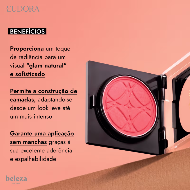 Proporciona um toque de radiância para um visual "glam natural" e sofisticado. Permite a construção de camadas, adaptando-se desde um look leve até um mais intenso. Garante uma aplicação sem manchas graças à sua excelente aderência e espalhabilidade.