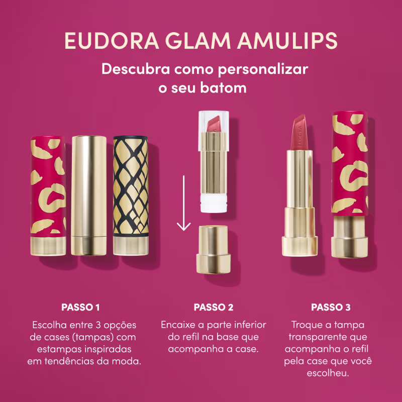Como personalizar o batom.1 Escolha entre 3 opções de estampas para a case do batom. 2 Encaixe a parte inferior do refil na base que acompanha a case. 3 Troque a tampa transparente que inicialmente acompanha o refil pela case estampada que você escolheu.