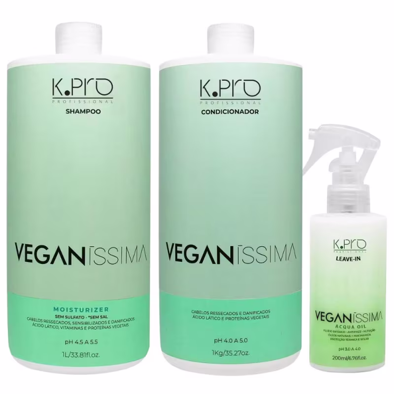 Conjunto de produtos da linha Veganissima da marca K.Pro, incluindo shampoo, condicionador e leave-in em embalagens verdes com rótulos em preto. O conjunto contém frascos de 1L e 200ml.