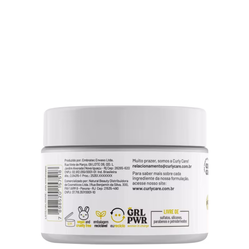 Produto de cuidado capilar Curly Care, embalagem plástica branca redonda com tampa. Rótulo amarelo com a marca "Nutrição" e o nome do produto "Manteiga Nutritiva" em letras grandes.