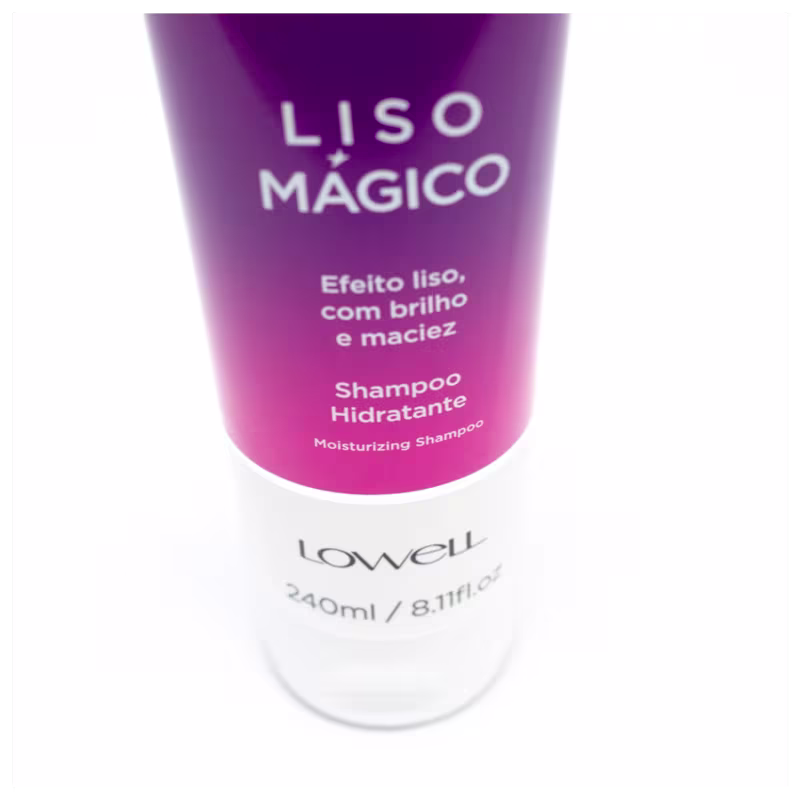 Shampoo hidratante Liso Mágico da marca Lowell. Embalagem tubular rosa vibrante com detalhes em branco. Rótulo com o nome do produto "Liso Mágico" em letras brancas.