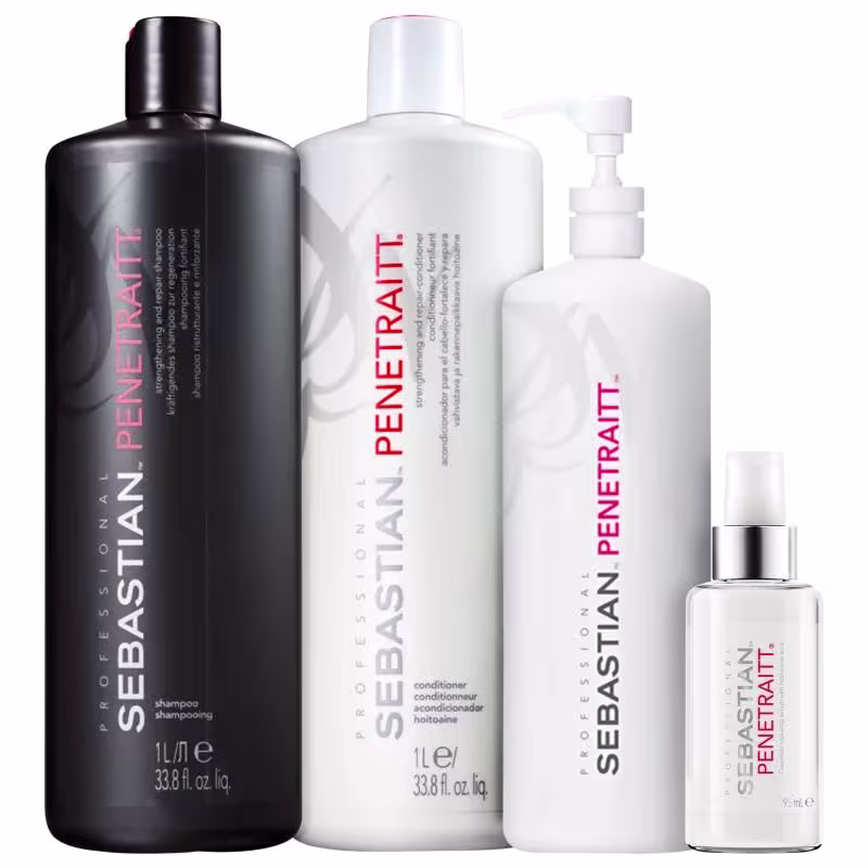 A imagem mostra produtos da linha Penetraitt da marca Sebastian Professional: shampoo em um frasco preto de 1 litro, condicionador em um frasco branco opaco de 1 litro, máscara em embalagem branca, e um frasco pequeno transparente com sérum capilar.