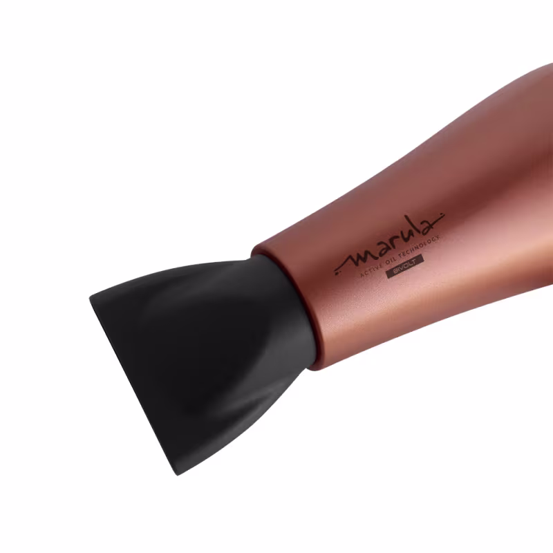 A imagem mostra o bico do secador de cabelo GA.MA Italy. O produto tem um corpo cilíndrico de metal em uma cor bronze metálica. Na lateral está impresso o logotipo "Marula" em letras minúsculas pretas. A ponta do secador é preta e arredondada.