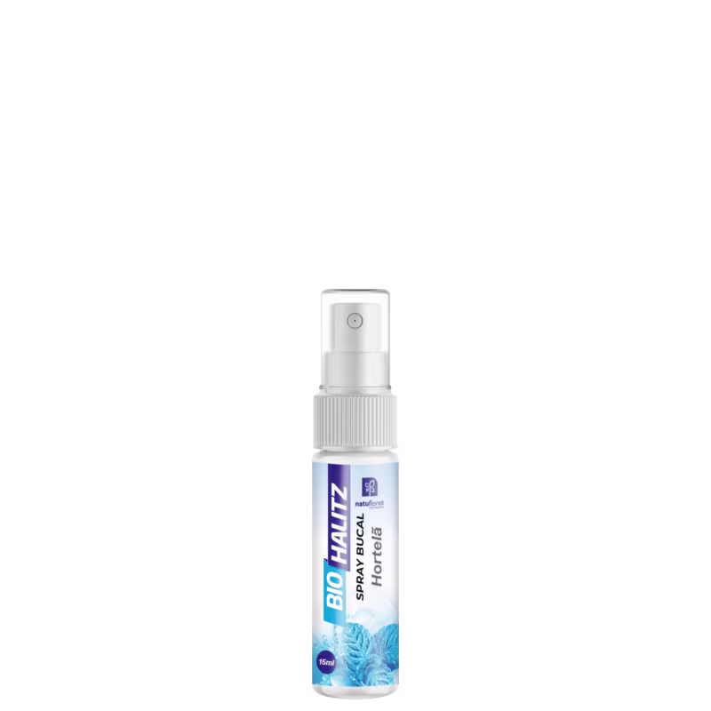 Spray bucal em frasco plástico transparente com tampa branca. Embalagem cilíndrica com rótulo azul e branco contendo o nome do produto e a descrição "spray bucal natural". Frasco de aproximadamente 15ml.