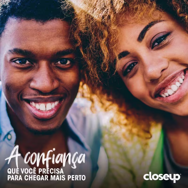 Creme Dental Close Up Carvão Ativado Menta 85g