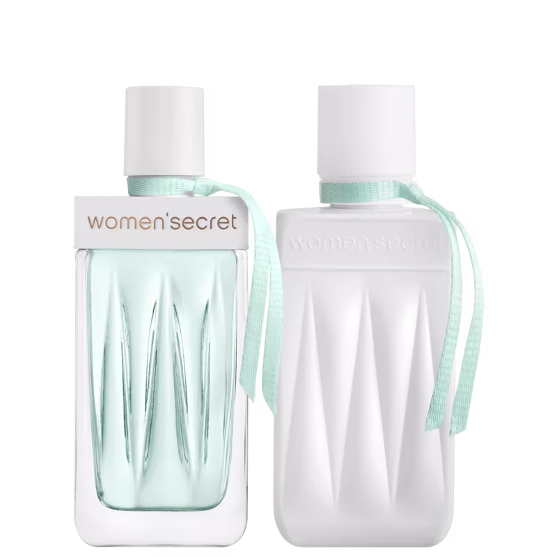 A imagem mostra dois frascos retangulares, um transparente com líquido azul turquesa e outro branco com detalhes texturizados verticais. As tampas são brancas e arredondadas.