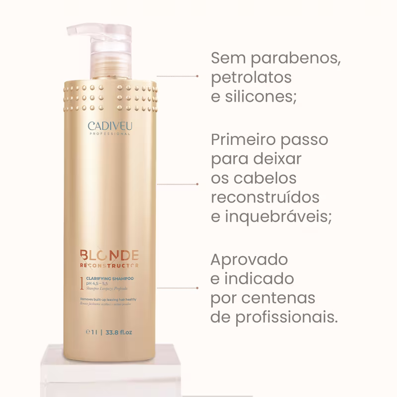 É um shampoo clarificante da linha Blonde Reconstructor da marca Cadiveu Professional. A embalagem traz o nome do produto "Blonde Reconstructor 1 Clarifying Shampoo". Abaixo, há um texto em destacando que é livre de parabenos, petrolatos e silicones.