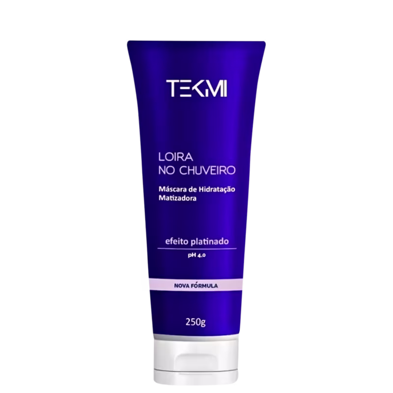O produto tem o nome em destaque na embalagem azul escura.  A apresentação chama atenção para a cor intensa e o design moderno da embalagem desta máscara capilar da Tekmi.