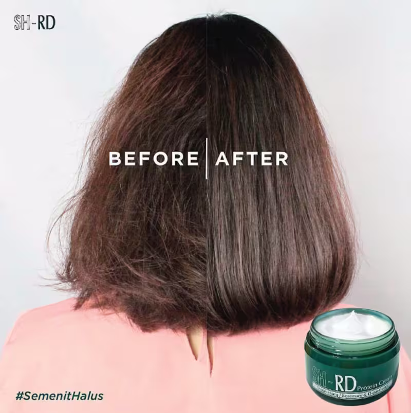 A imagem mostra o antes e depois de usar o produto. Do lado esquerdo o cabelo está desalinhado e do lado direito está alinhado.