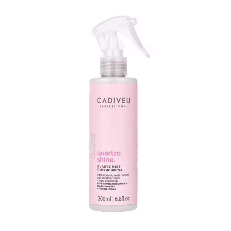 Frasco de spray rosa da linha Quartzo Shine da Cadiveu Professional, contendo 200ml de fluido de quartzo. O rótulo apresenta o nome da marca e do produto em letras cinzas.