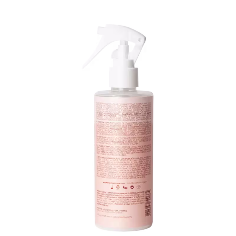 A embalagem apresenta texto descritivo com informações sobre composição e instruções de uso. O rótulo exibe símbolos indicando que o produto é vegano, não testado em animais, livre de óleo mineral, parabenos e corantes. A marca Braé é visível no rótulo.