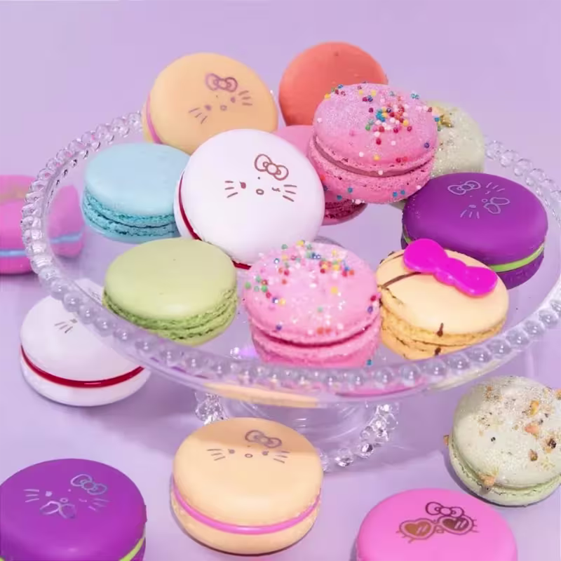 Sparkles - Lip Balm Macaron Sabrina Sato x Hello Kitty - FPS 24