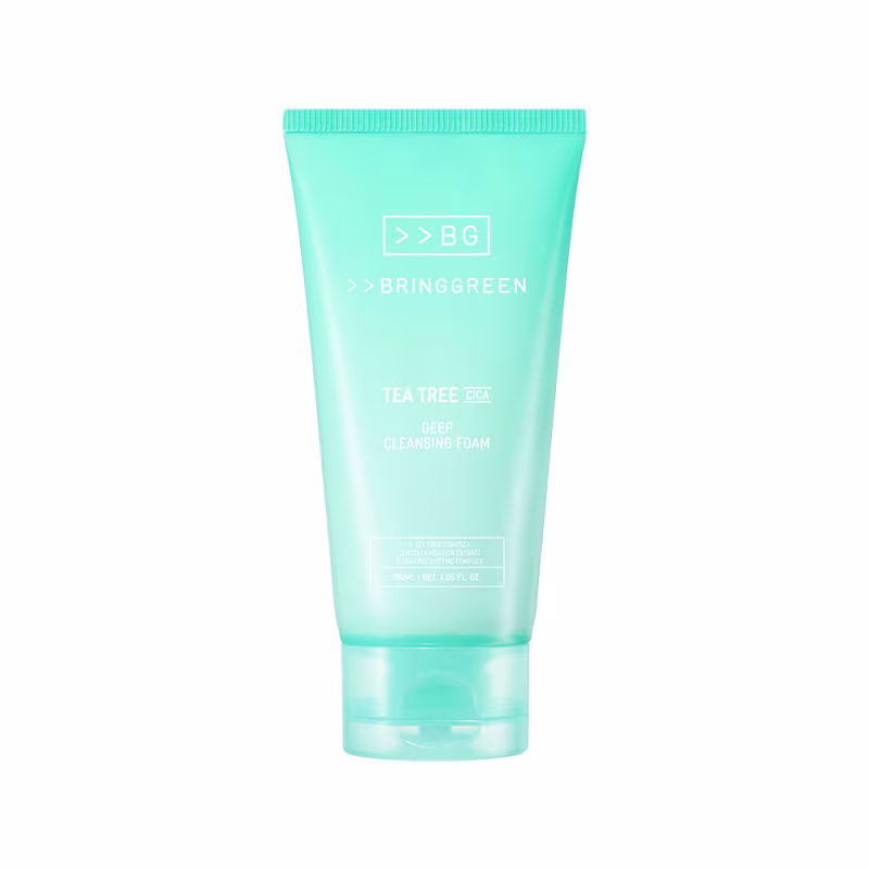 Bringgreen Tea Tree Cica Deep Cleansing Foam, em embalagem de plástico verde-azulada com rótulo branco.