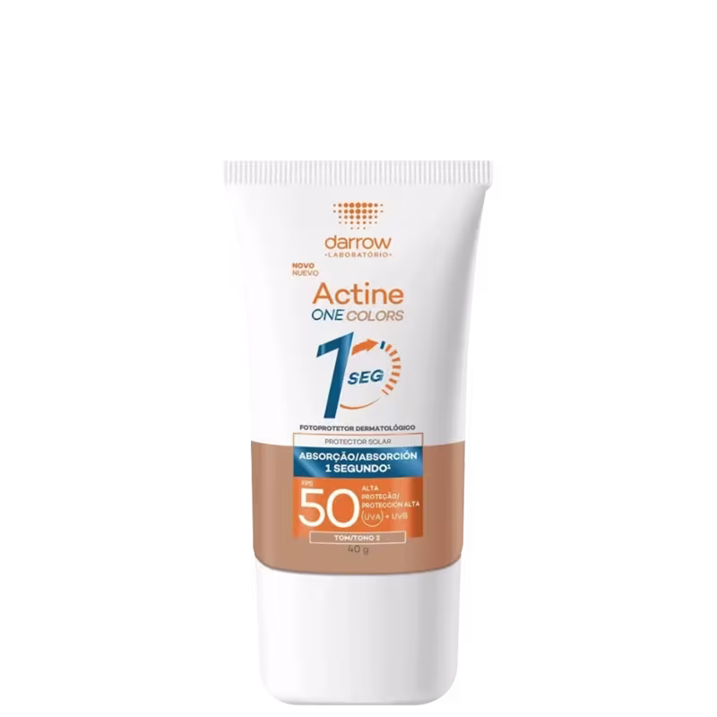 Tubo branco de protetor solar da marca Darrow, com rótulo laranja e azul, indicando o produto Actine One Colors com FPS 50 e absorção/proteção em 1 segundo.