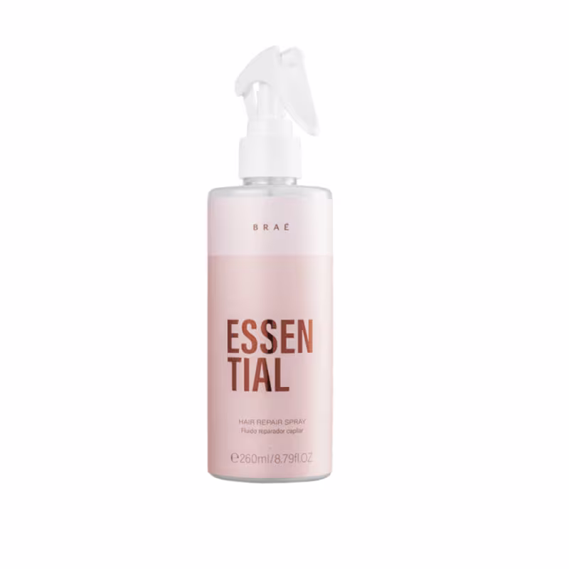 Este é o spray reparador de cabelo Essential da Braé. Este spray leave-in destina-se a ajudar a reparar os cabelos danificados e a proteger contra futuros danos.