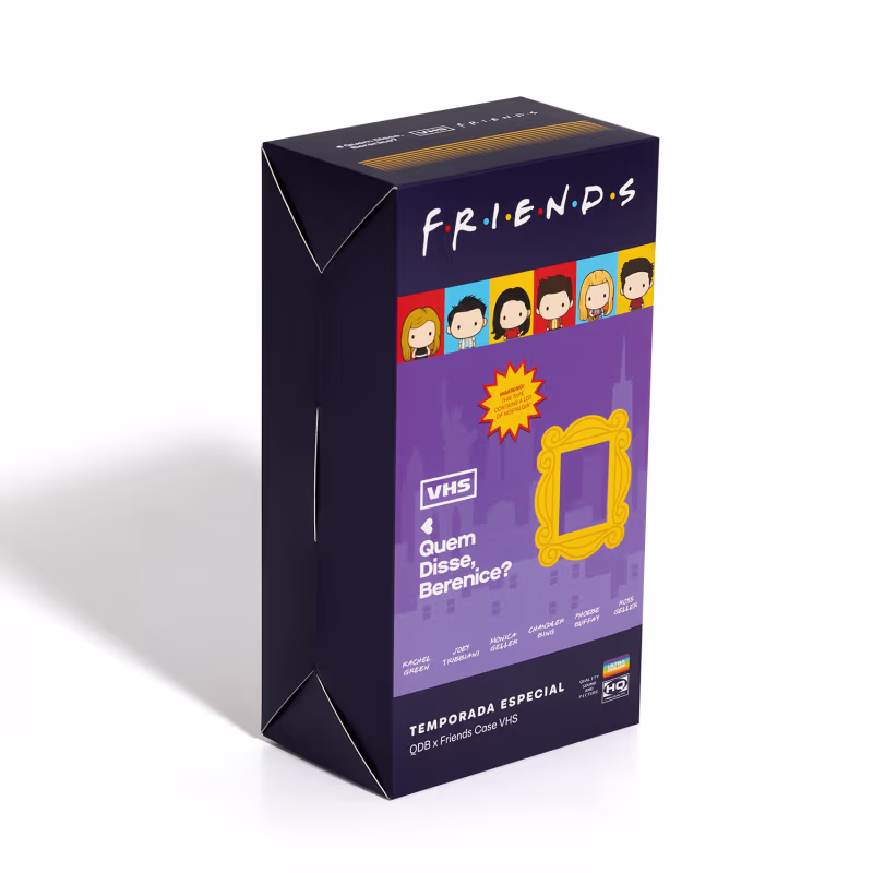 Caixa preta com logotipo e personagens da série de TV "Friends". Embalagem com design colorido e chamativo, contendo texto "Quem disse, Berenice?". 