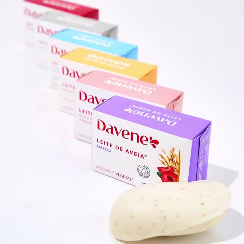 3 Un Sabonete Vegetal em Barra Leite de Aveia Macadamia 90g