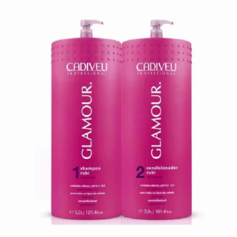 Dois frascos de produtos Cadiveu Professional, um de shampoo e outro de condicionador, ambos na cor rosa vibrante com rótulos destacando a linha "Glamour". Os frascos possuem pump.
