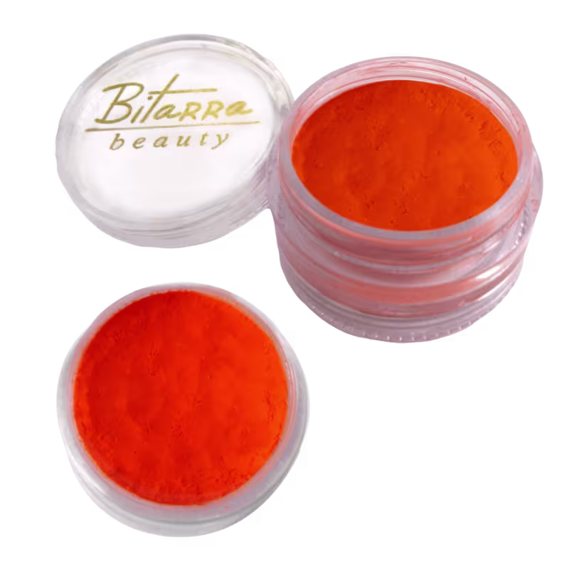 Pigmento da marca Bitarra Beauty, em uma tonalidade laranja vibrante.