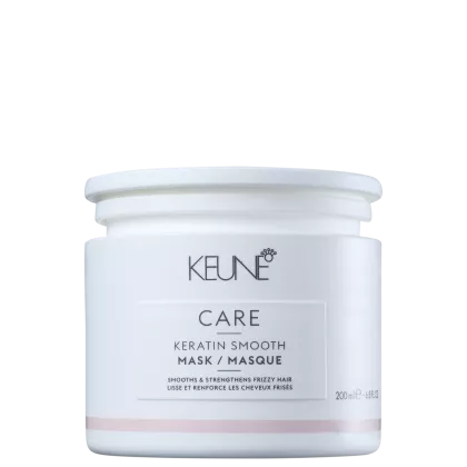 Embalagem branca com rótulo da marca Keune Care, contendo máscara de tratamento para cabelos alisados e fortalecidos, com textura suave e promessa de reduzir frizz.