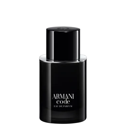A imagem mostra um frasco cilíndrico preto brilhante, com linhas retas e modernas. No corpo do frasco, está inscrito em letras brancas "ARMANI code EAU DE PARFUM", deixando evidente que é um eau de parfum da linha Code da marca Armani.