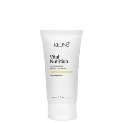 Frasco branco de 50 ml da linha Vital Nutrition da Keune, contendo máscara nutritiva com extrato de Immortelle. Rótulo com nome da marca e produto em destaque.