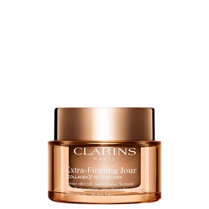 Pote de creme facial da marca Clarins, com embalagem dourada e rótulo com o nome "Extra-Firming Jour" e "Collagen+ Technology".