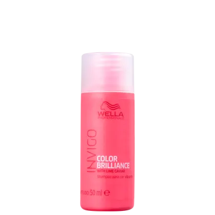 Frasco de shampoo Wella Professionals Invigo Color Brilliance, com 50 ml, em embalagem vermelha, com rótulo destacando a linha "Color Brilliance" e a presença de "Lime Caviar" na fórmula.