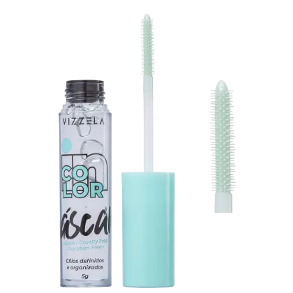 Frasco de vidro transparente com rótulo branco e azul claro contendo produto de beleza "Isca" da marca Vizzela. Escova de rímel branca ao lado do frasco. Produto vegano e livre de crueldade animal, conforme indicado no rótulo.