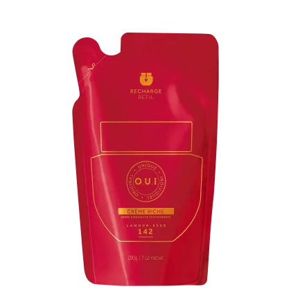 A imagem mostra o refil do creme hidratante corporal L'Amour-Esse de O.U.i. Sua embalagem é plástica, vermelho intenso com detalhes em dourado.