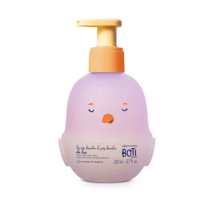 Frasco lilás em formato de pintinho com detalhes laranja e tampa dosadora laranja contendo 200ml de loção para banho e pós-banho da mara Boti Baby Lua.