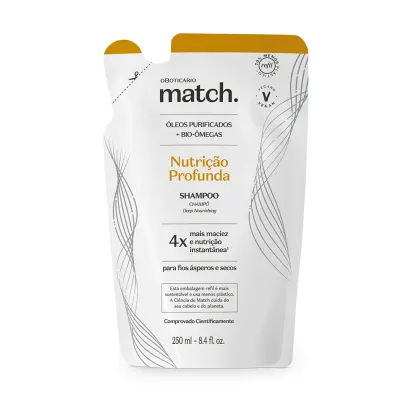 Imagem da embalagem de shampoo da marca Match, em formato de refil, com cores branca e laranja, contendo informações sobre nutrição profunda para cabelos ásperos e secos em letras pretas.