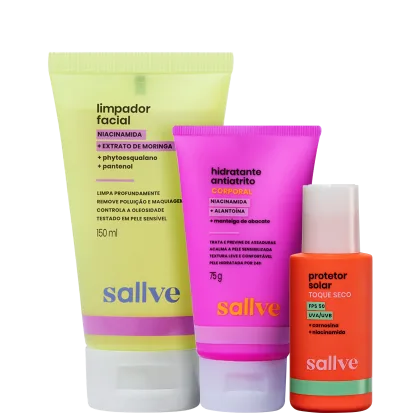 Três produtos da marca Sallve: um limpador facial em embalagem verde, um hidratante antiátrito em embalagem rosa e um protetor solar em embalagem laranja, todos com rótulos e informações visíveis.